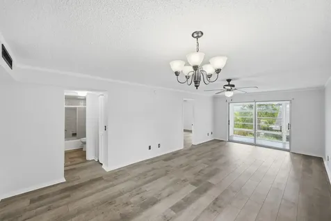 1166 6th Avenue Vero Beach FL 32960