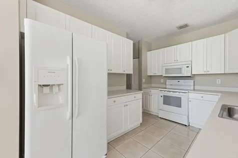 6334 Stonehurst Circle Lake Worth FL 33467