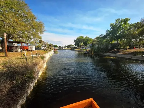1212 9th Street Okeechobee FL 34974