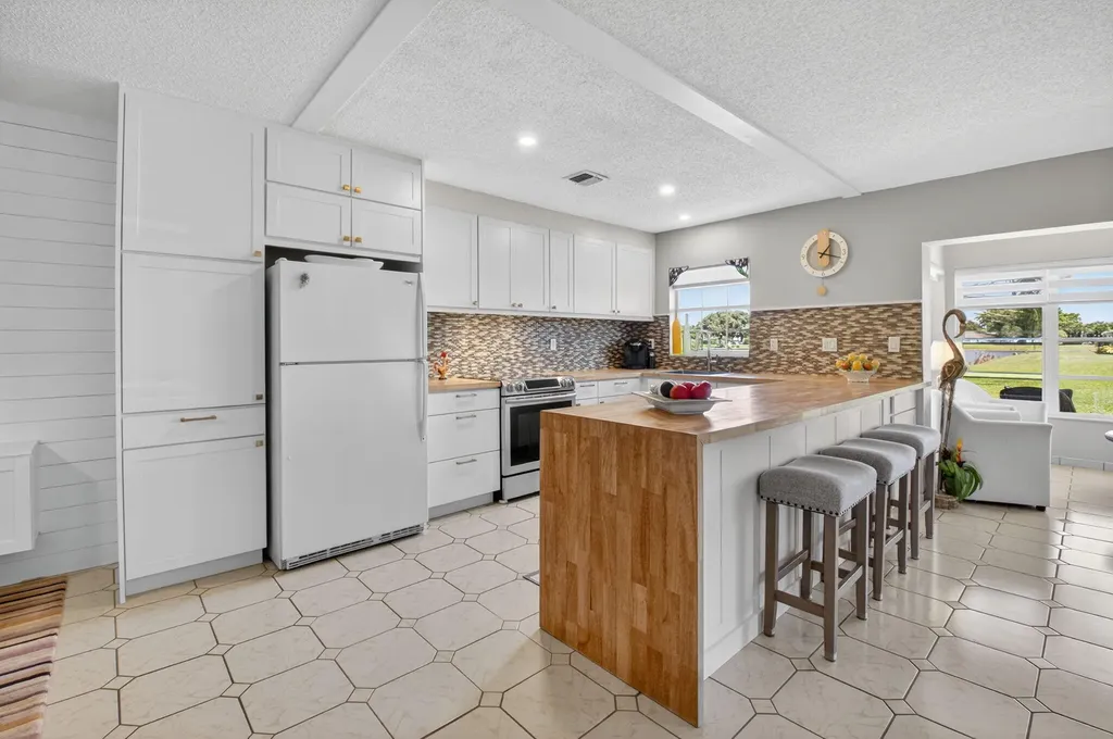 14519 Canalview Drive Delray Beach FL 33484