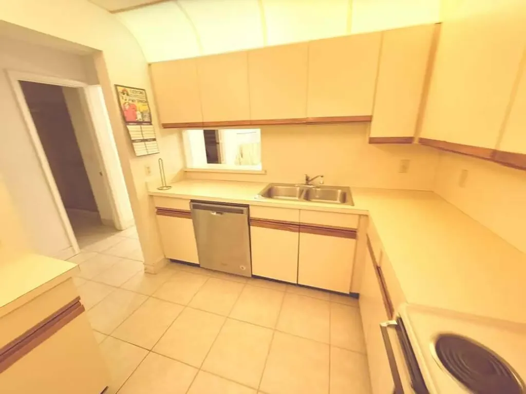 10062 Hickorywood Place Boynton Beach FL 33437