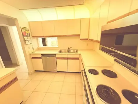 10062 Hickorywood Place Boynton Beach FL 33437