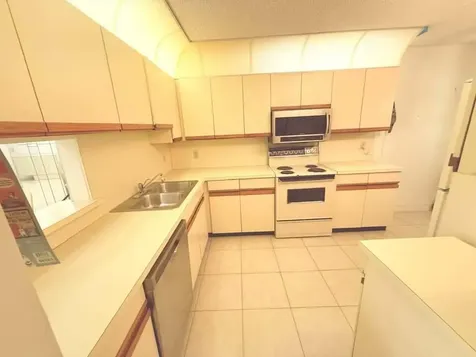 10062 Hickorywood Place Boynton Beach FL 33437