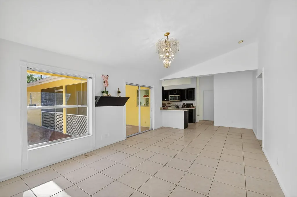 17609 86th Street N Loxahatchee FL 33470