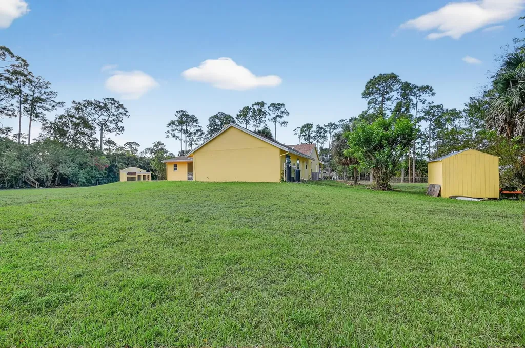 17609 86th Street N Loxahatchee FL 33470