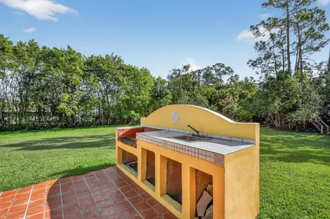 17609 86th Street N Loxahatchee FL 33470