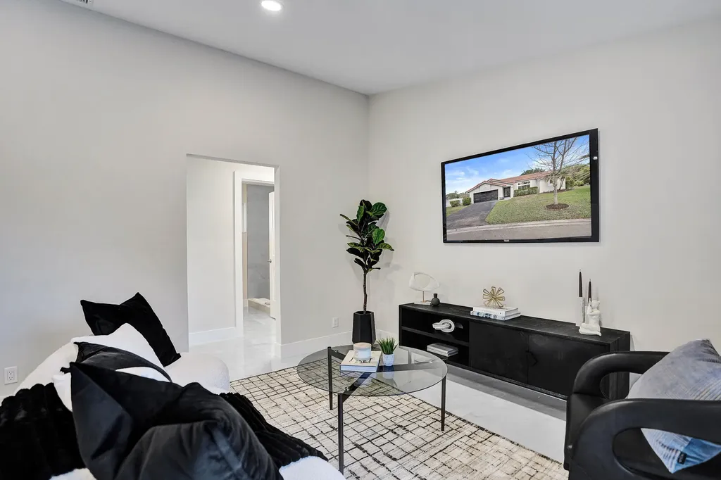 2881 NW 98th Way Coral Springs FL 33065