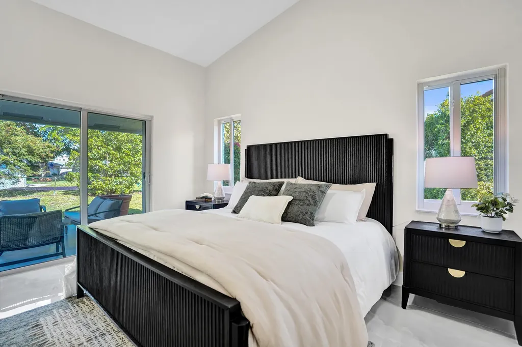 2881 NW 98th Way Coral Springs FL 33065