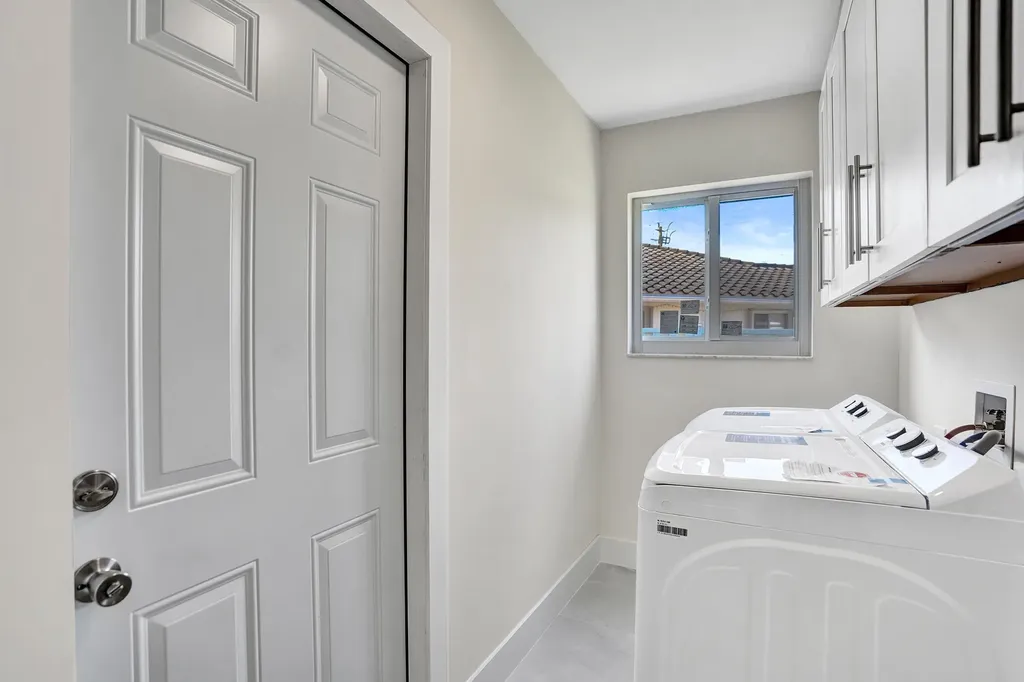2881 NW 98th Way Coral Springs FL 33065