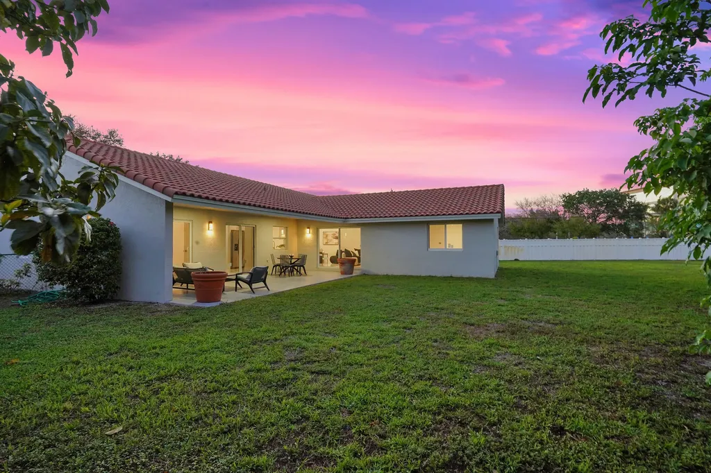 2881 NW 98th Way Coral Springs FL 33065
