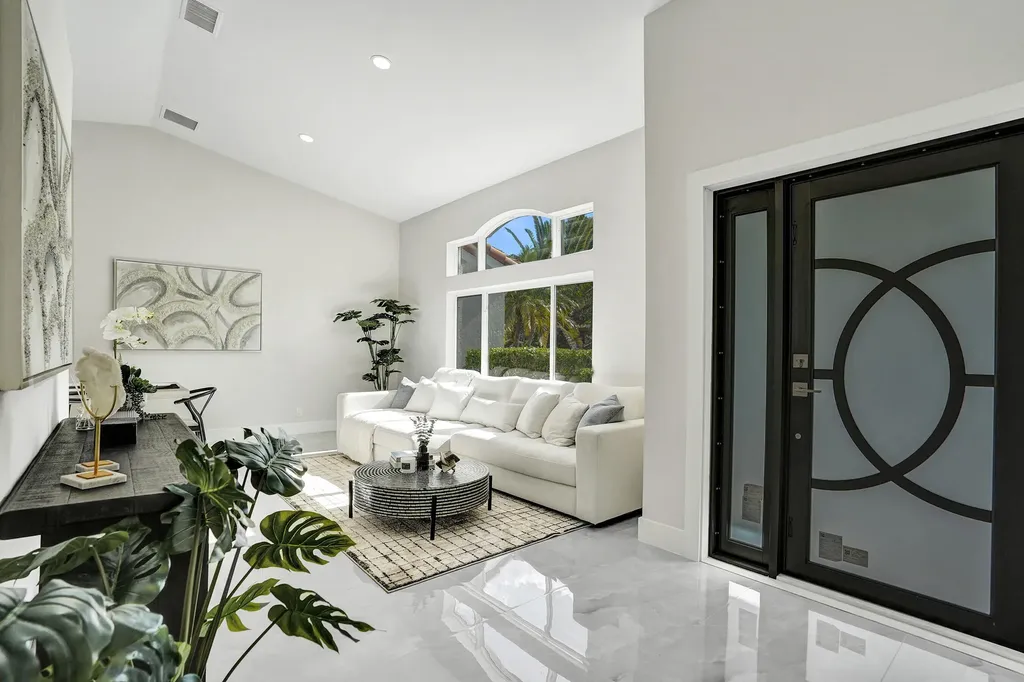 2881 NW 98th Way Coral Springs FL 33065