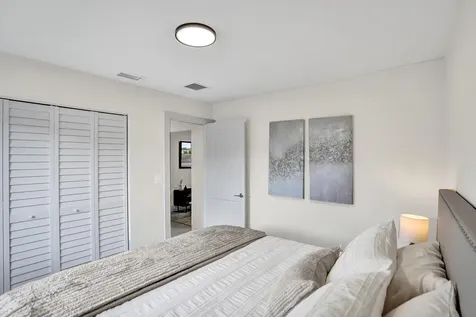 2881 NW 98th Way Coral Springs FL 33065