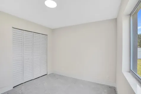 2881 NW 98th Way Coral Springs FL 33065