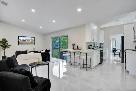 2881 NW 98th Way Coral Springs FL 33065