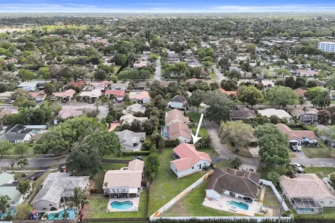 2881 NW 98th Way Coral Springs FL 33065