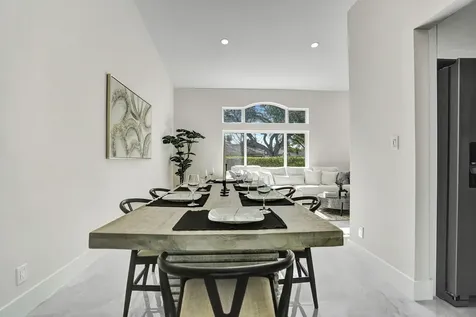 2881 NW 98th Way Coral Springs FL 33065