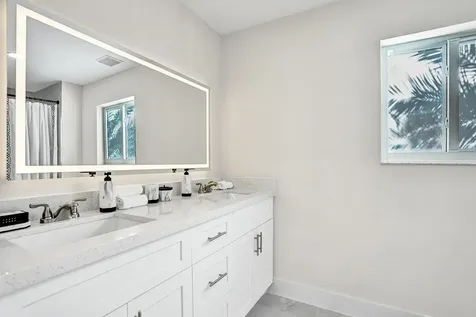 2881 NW 98th Way Coral Springs FL 33065
