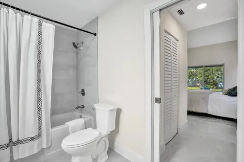 2881 NW 98th Way Coral Springs FL 33065