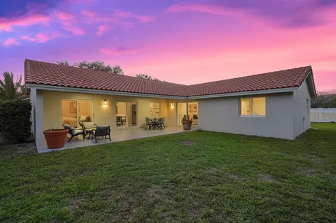 2881 NW 98th Way Coral Springs FL 33065