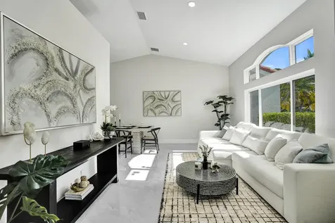 2881 NW 98th Way Coral Springs FL 33065