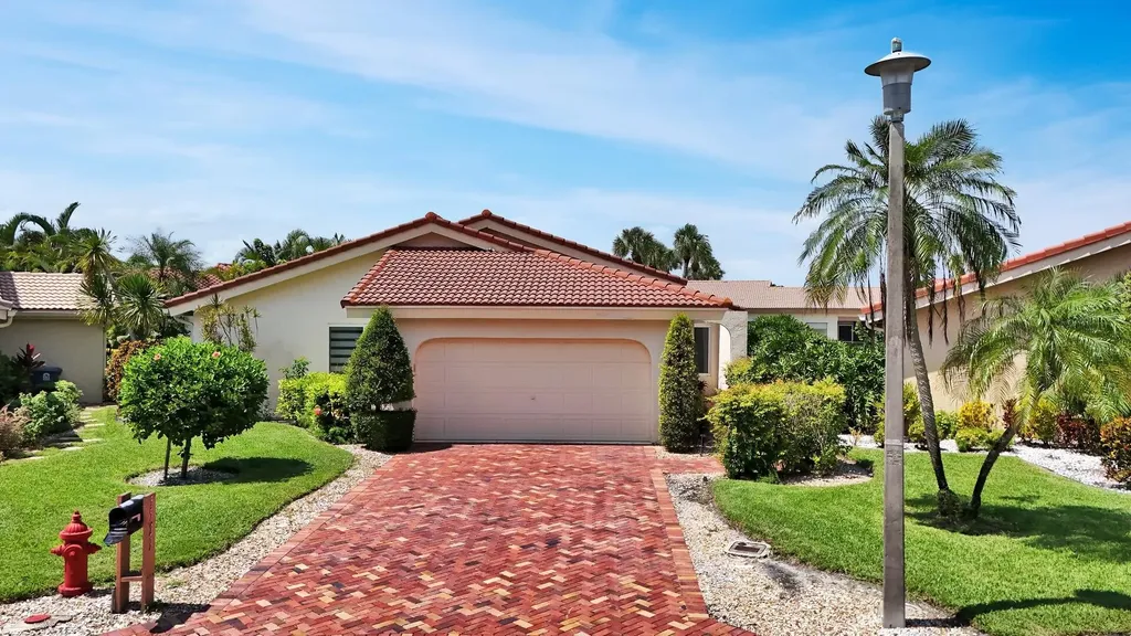 5529 Lakeview Mews Terrace Boynton Beach FL 33437
