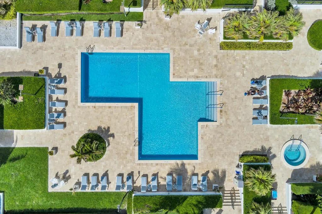 3440 S Ocean Boulevard Palm Beach FL 33480