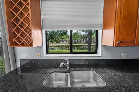 10538 NW 10th Street Plantation FL 33322