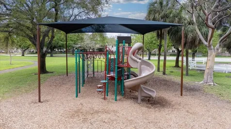 10538 NW 10th Street Plantation FL 33322