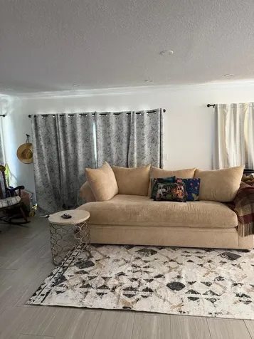 5155 NW 87th Terrace Lauderhill FL 33351