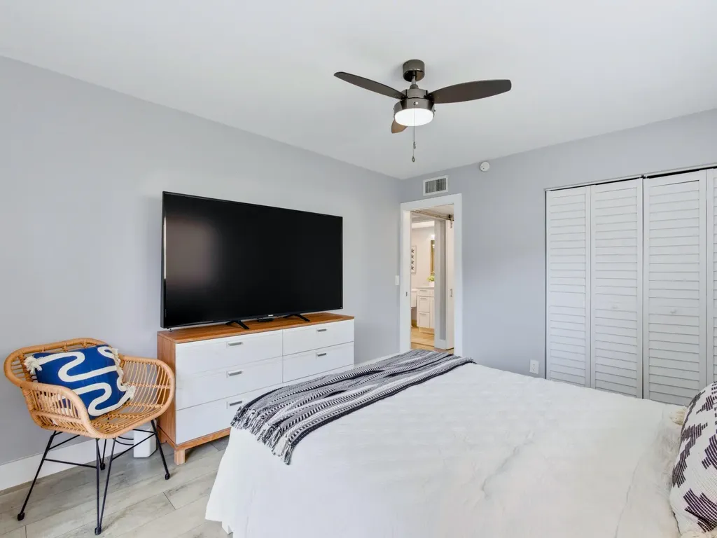 397 Burgundy I Delray Beach FL 33484