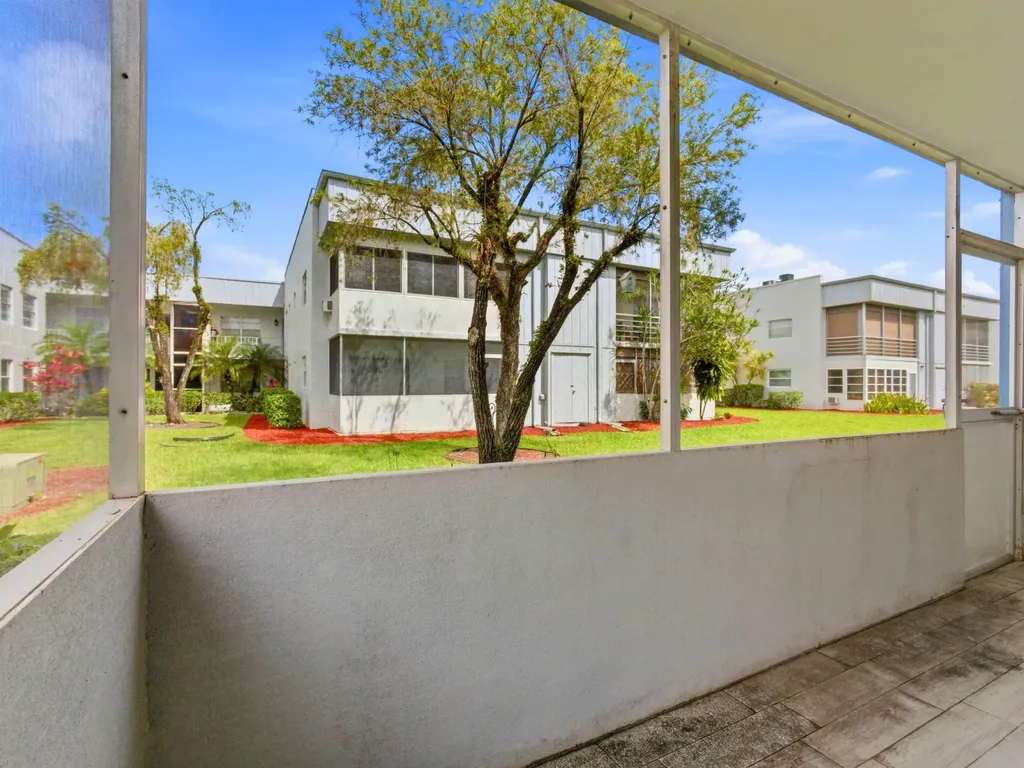 397 Burgundy I Delray Beach FL 33484
