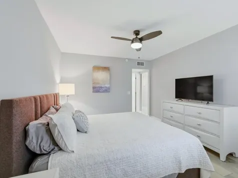 397 Burgundy I Delray Beach FL 33484