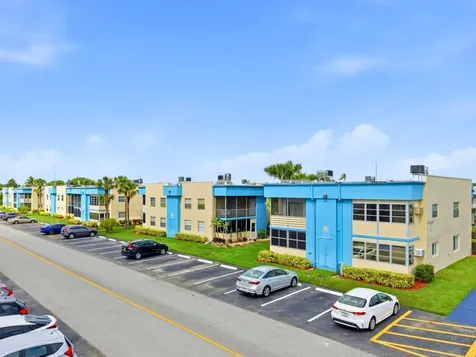 397 Burgundy I Delray Beach FL 33484