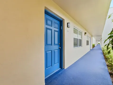397 Burgundy I Delray Beach FL 33484