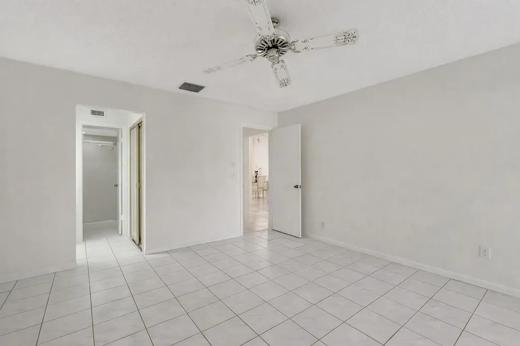 10884 Waterberry Court Boca Raton FL 33498