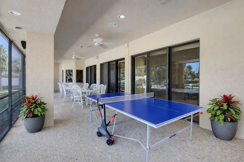 10884 Waterberry Court Boca Raton FL 33498