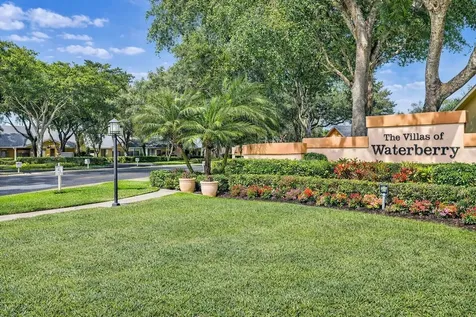 10884 Waterberry Court Boca Raton FL 33498