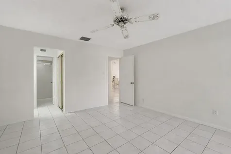 10884 Waterberry Court Boca Raton FL 33498