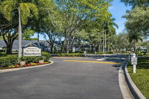 10884 Waterberry Court Boca Raton FL 33498