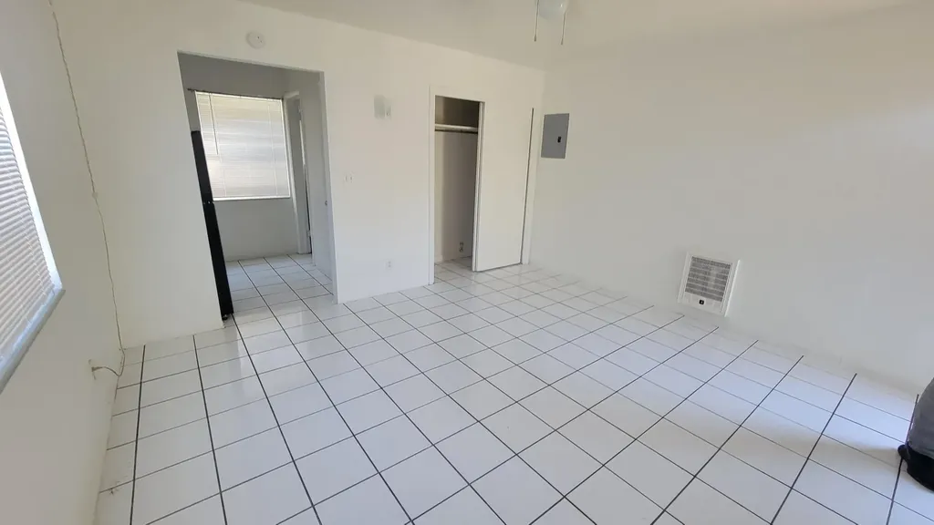 1927 Lincoln Street Hollywood FL 33020