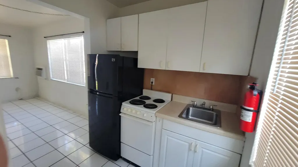 1927 Lincoln Street Hollywood FL 33020