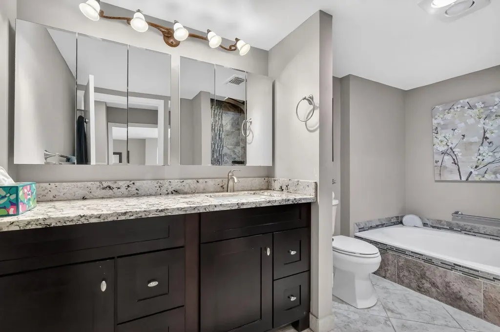 41 Stratford Lane W Boynton Beach FL 33436