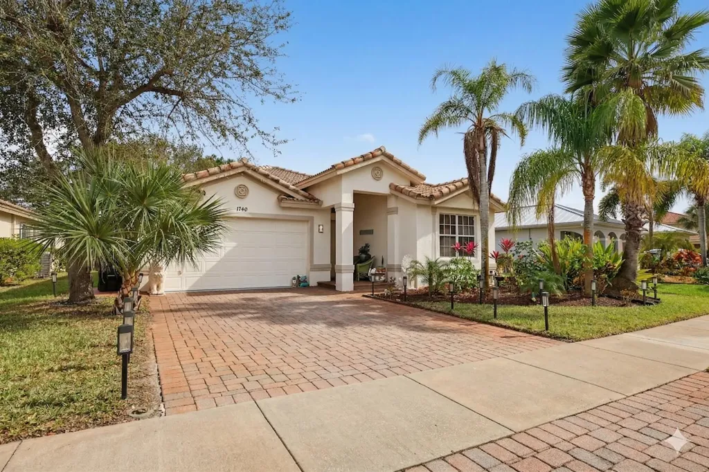 1740 SW Jamesport Drive Port St Lucie FL 34953