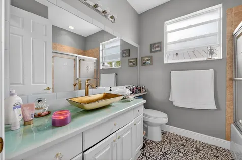 1740 SW Jamesport Drive Port St Lucie FL 34953