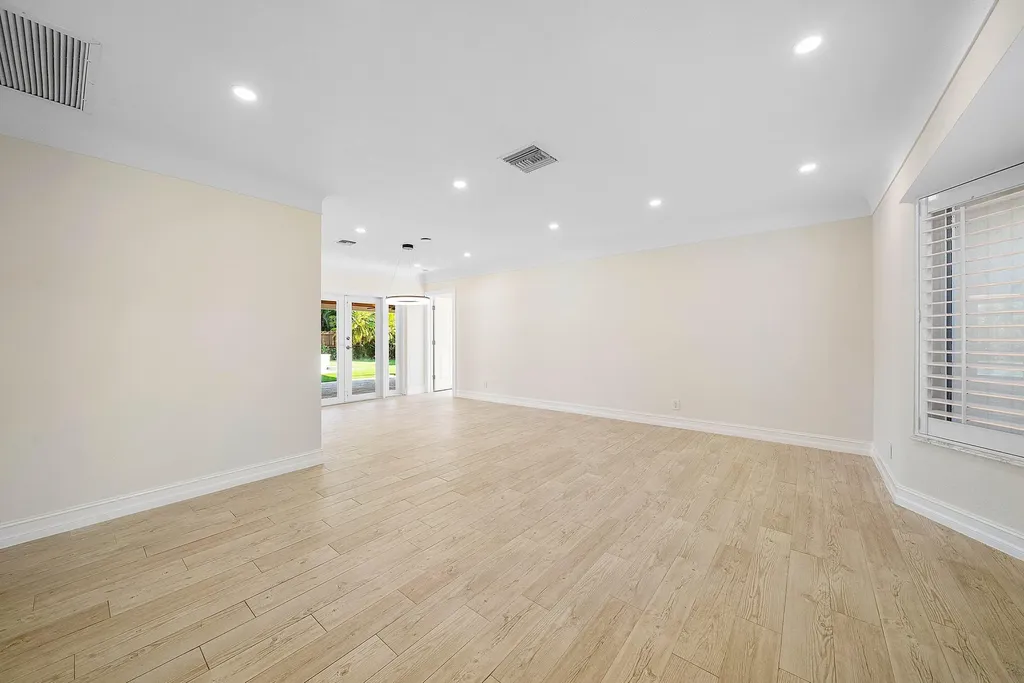 1061 NW 3rd Street Boca Raton FL 33486