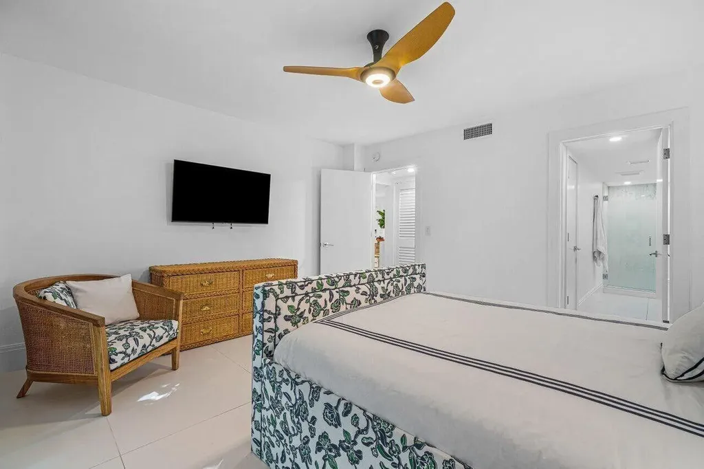 226 Brazilian Avenue Palm Beach FL 33480