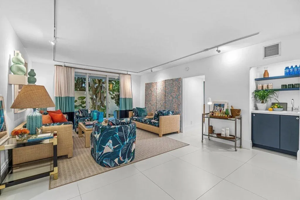 226 Brazilian Avenue Palm Beach FL 33480