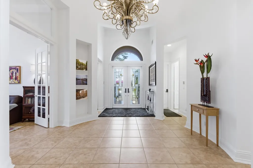 108 Via Paradisio Palm Beach Gardens FL 33418