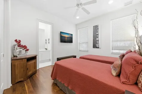 108 Via Paradisio Palm Beach Gardens FL 33418