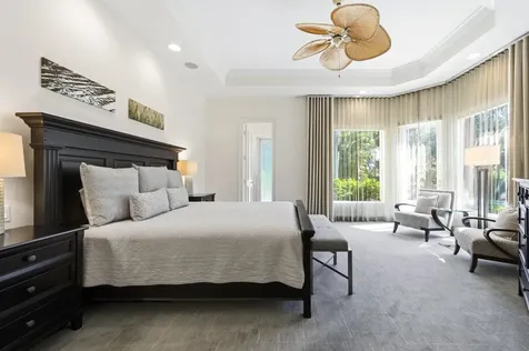 108 Via Paradisio Palm Beach Gardens FL 33418